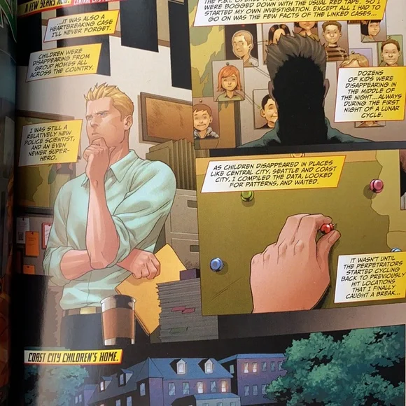 DC Comics The Flash - Picture 4 of 5